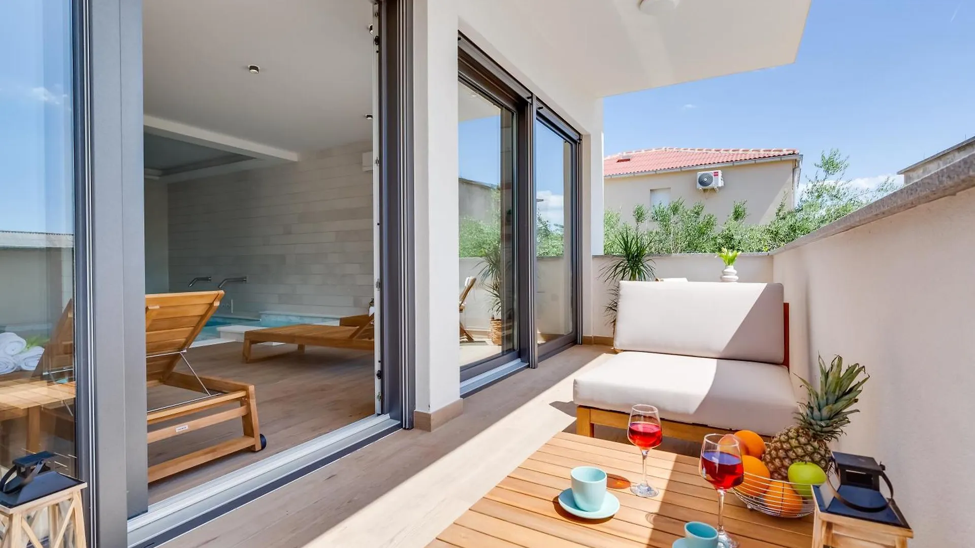 Terra Maiorum-Apartments With Heated Pool And Water Massage Povljana Apartment