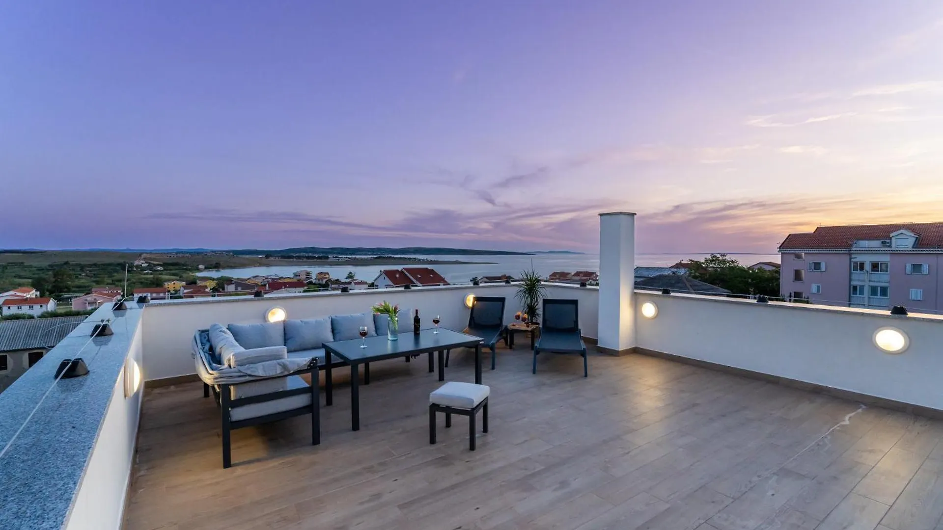 Terra Maiorum-Apartments With Heated Pool And Water Massage Povljana 0*,