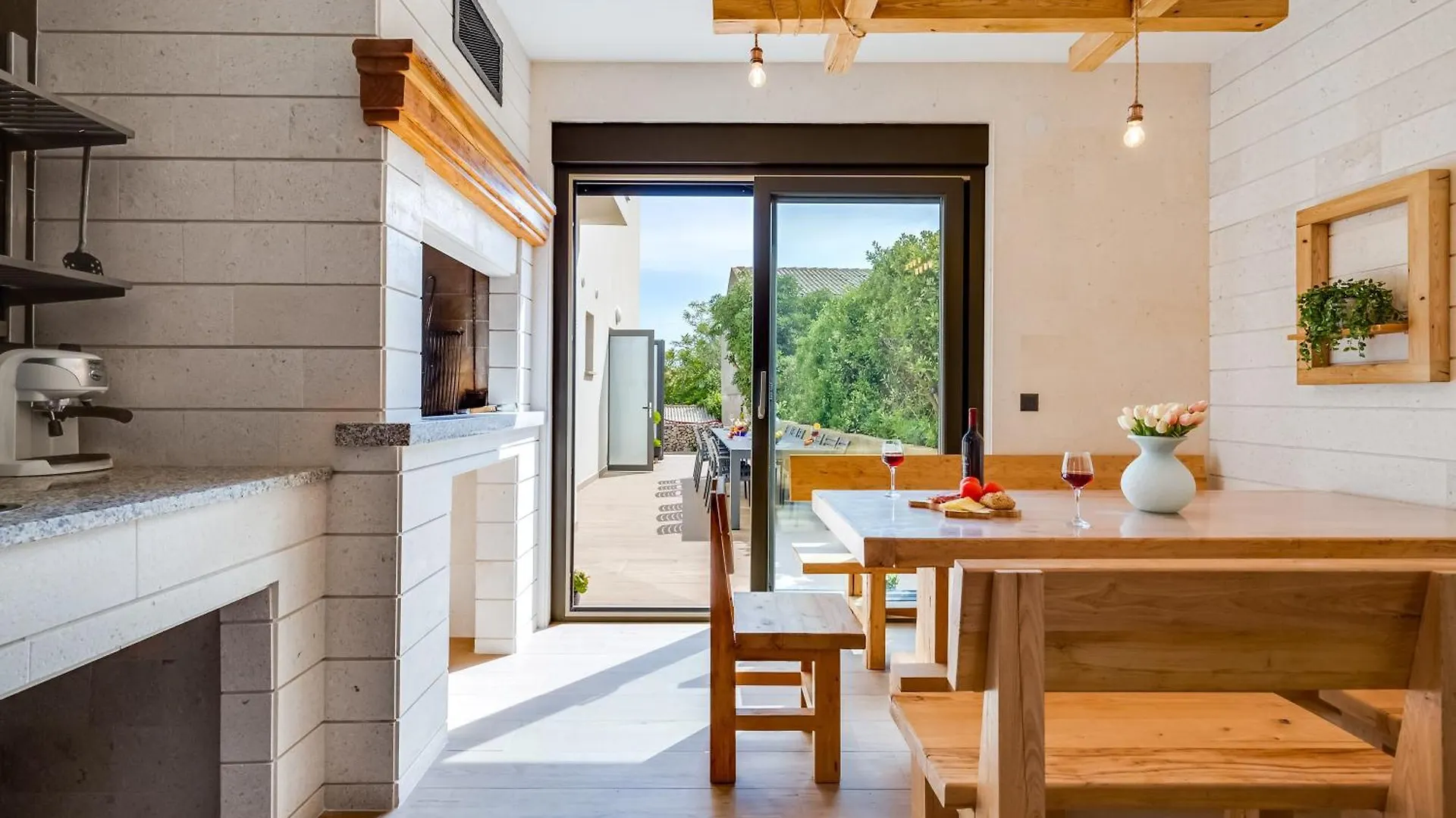 Terra Maiorum-Apartments With Heated Pool And Water Massage Povljana 0*,