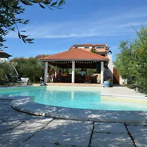  Apartament Family Friendly Apartments With A Swimming Pool Povljana, Pag - 244
